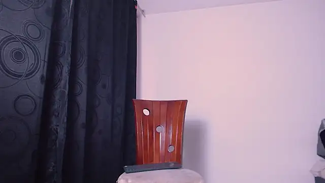 nicolstivens online show from 02/25/25, 10:09