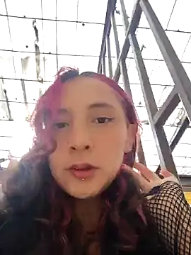  Laary online show from 09/08/25, 08:41