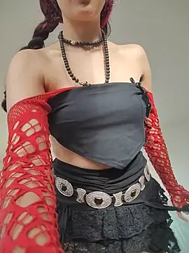  Laary online show from 05/02/26, 10:04