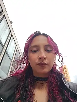  Laary online show from 04/18/26, 08:53