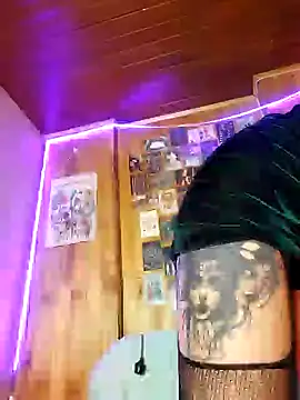  Laary online show from 01/14/25, 10:44