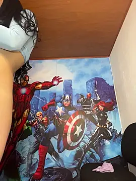 Anne Robert online show from 11/25/25, 01:39