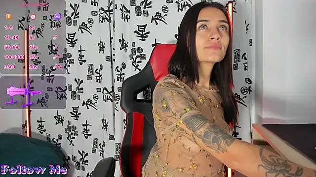 Snapshot of Dalia_D chatting on 03/14/25, 01:37 Dalia D online show from 03/14/25, 01:37