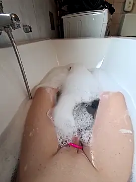 toeloverlive online show from 10/15/25, 08:44