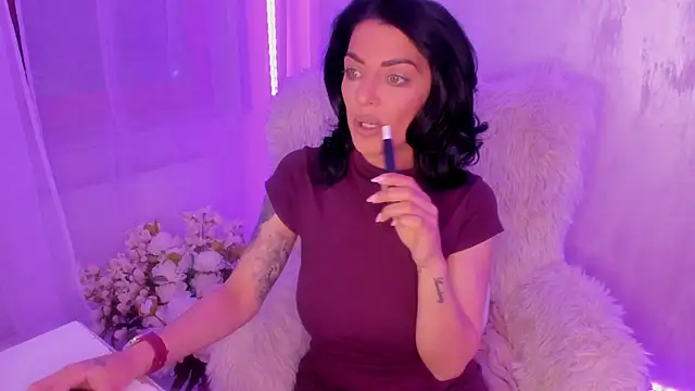 ElisaBaxter online show from 04/30/26, 03:24