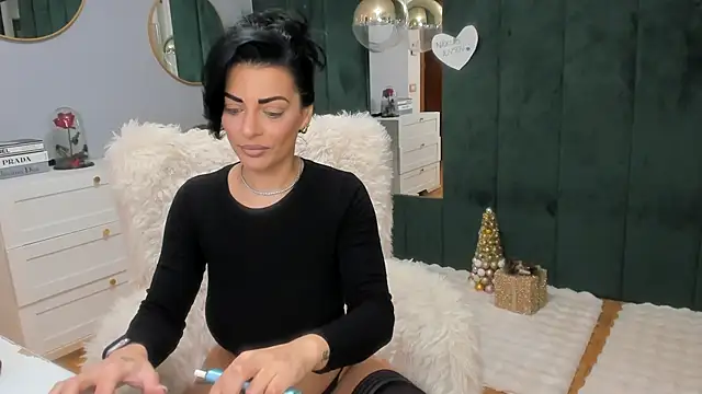 ElisaBaxter online show from 01/06/26, 04:27