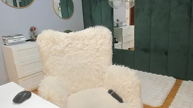 ElisaBaxter online show from 03/03/26, 05:14