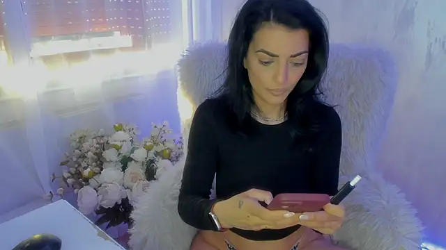 ElisaBaxter online show from 04/24/26, 04:03