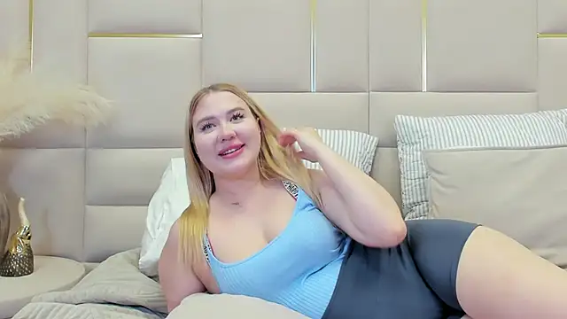 LunaHouston online show from 03/16/25, 10:20