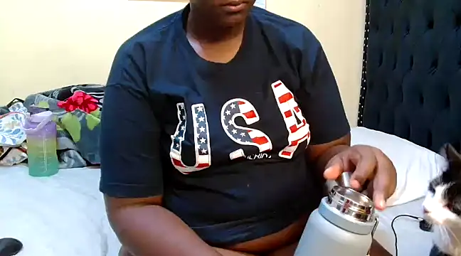 Toomuchbooty33 online show from 03/07/25, 03:40