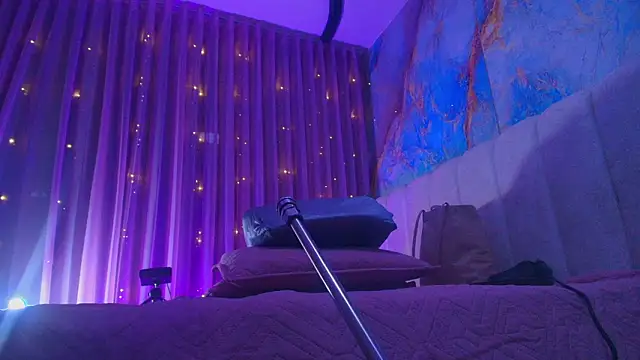 britanyy  online show from 02/27/26, 03:07