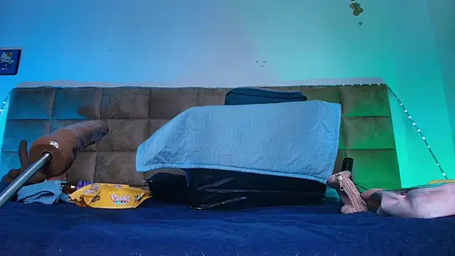 britanyy  online show from 09/30/25, 03:12
