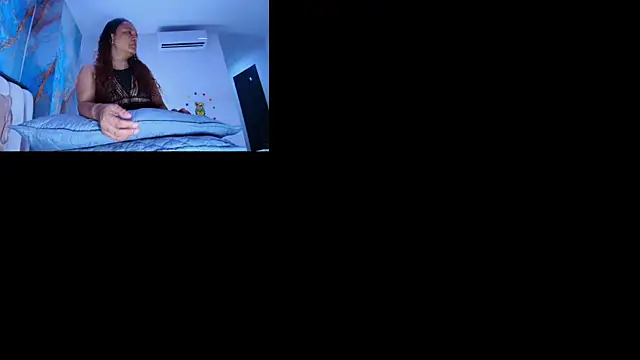 britanyy  online show from 04/23/26, 03:13