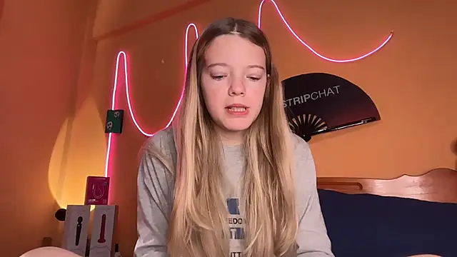 Snapshot of -veranito- chatting on 11/22/25, 09:02 -veranito- online show from 11/22/25, 09:02