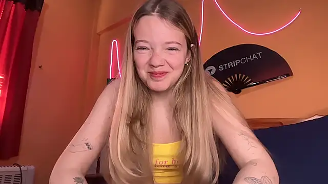 Snapshot of -veranito- chatting on 11/13/25, 09:08 -veranito- online show from 11/13/25, 09:08