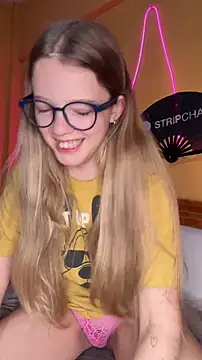 -veranito- online show from 04/15/26, 03:12