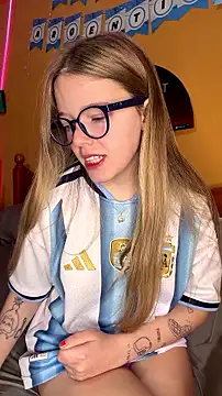 -veranito- online show from 07/15/26, 06:59