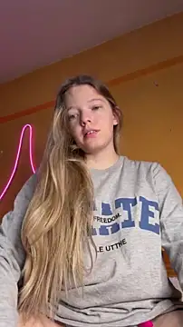 -veranito- online show from 04/06/26, 03:02