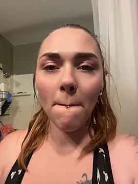misskalicakes online show from 04/15/26, 05:24