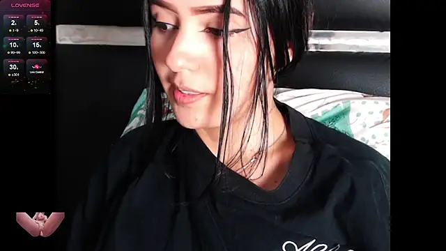 Danae 999 online show from 03/17/26, 11:30