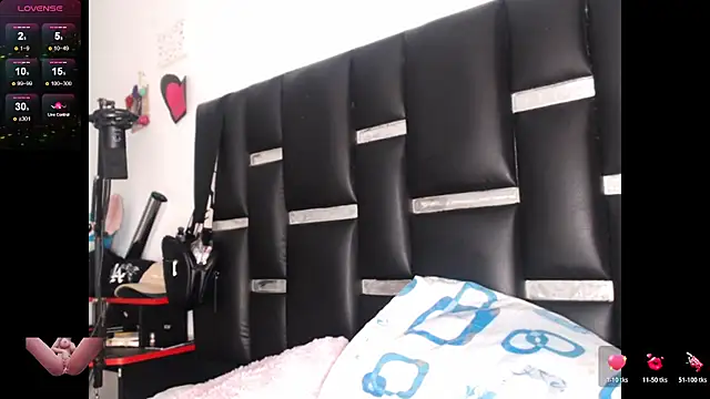 Danae 999 online show from 04/10/26, 11:01