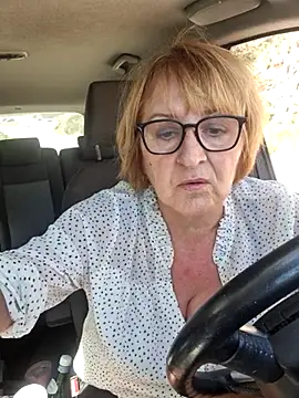 phrynaxh online show from 03/03/25, 12:39