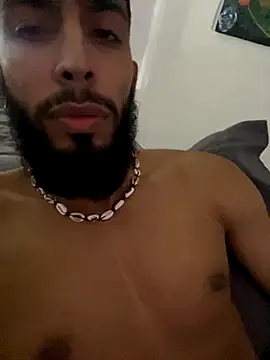 Alessandro  Rossi online show from 11/12/25, 08:40