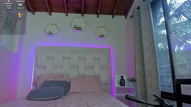 shanakendall online show from 11/29/25, 02:17