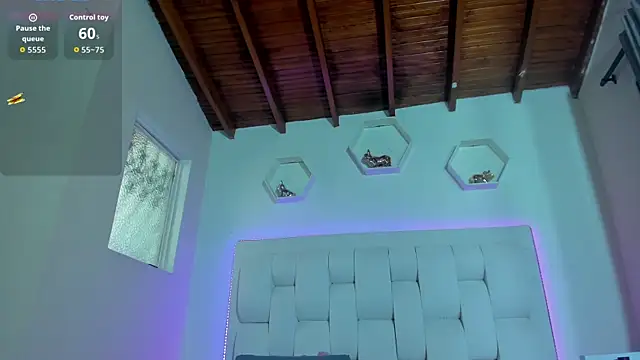 shanakendall online show from 11/18/25, 03:04