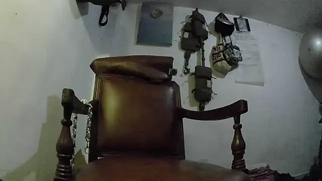 crazylatinguyy online show from 11/16/25, 01:27