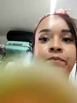 LindaGarcia22 online show from 12/09/24, 04:45