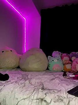 katyaaxo online show from 11/18/25, 01:43