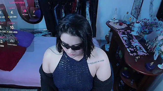 lufek23 online show from 03/18/26, 05:14