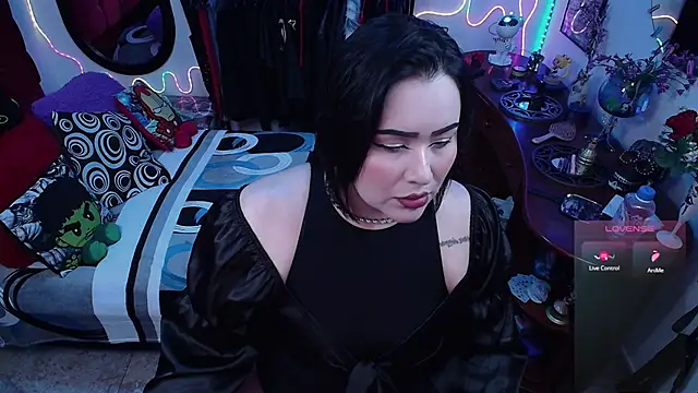 lufek23 online show from 05/22/26, 02:26