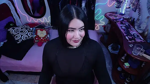 lufek23 online show from 04/14/26, 01:38