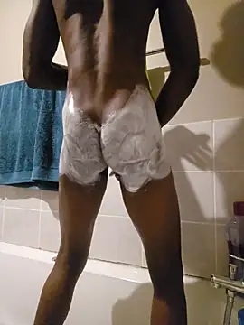 Snapshot of Mutukat chatting on 03/17/26, 03:31 Mutukat online show from 03/17/26, 03:31