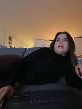 TheCinderella online show from 12/16/25, 04:00