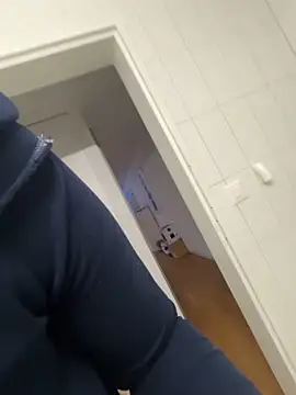 TheCinderella online show from 10/17/25, 09:01