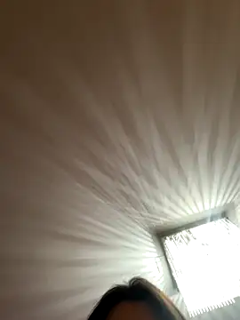 Snapshot of TheCinderella chatting on 12/21/25, 05:47 TheCinderella online show from 12/21/25, 05:47