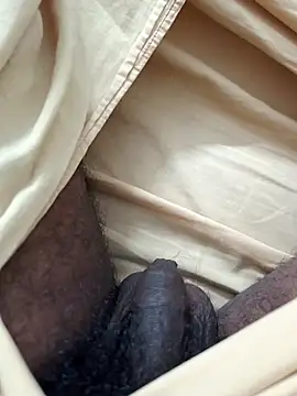 malluflash online show from 04/20/26, 01:35