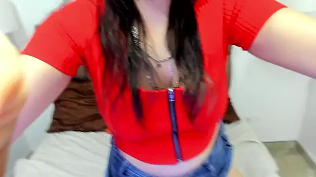 Snapshot of casey_jamess chatting on 03/27/26, 04:21 casey jamess online show from 03/27/26, 04:21