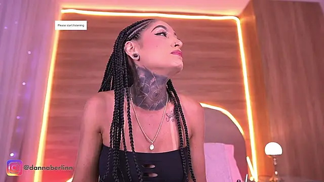 danna berlin  online show from 04/25/26, 07:22
