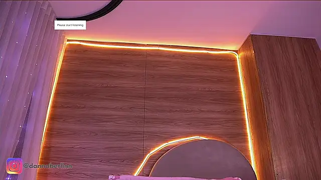 danna berlin  online show from 04/12/26, 07:17