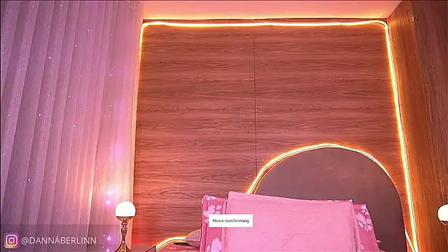danna berlin  online show from 02/12/26, 07:24