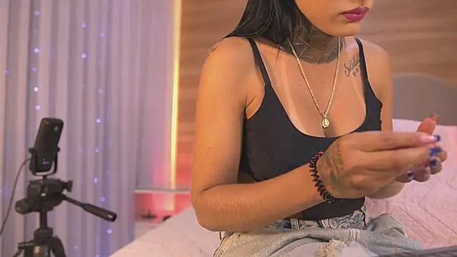 danna berlin  online show from 05/09/26, 07:17