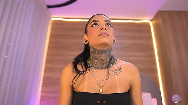 danna berlin  online show from 05/22/26, 07:12