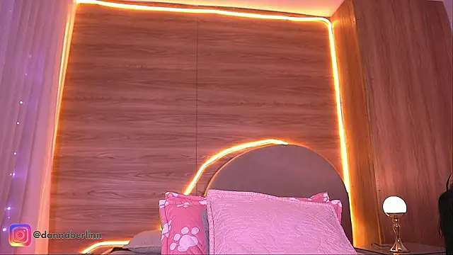 danna berlin  online show from 03/29/26, 07:26