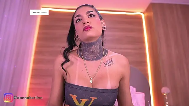 danna berlin  online show from 05/21/26, 07:22