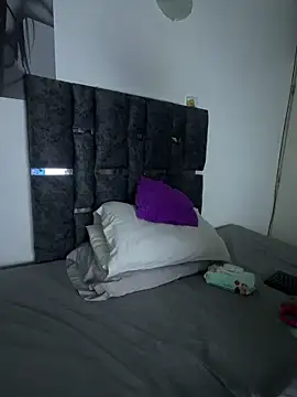 Natasharuso online show from 03/25/26, 08:35