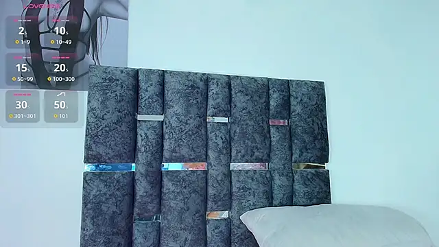 Natasharuso online show from 02/03/26, 10:53